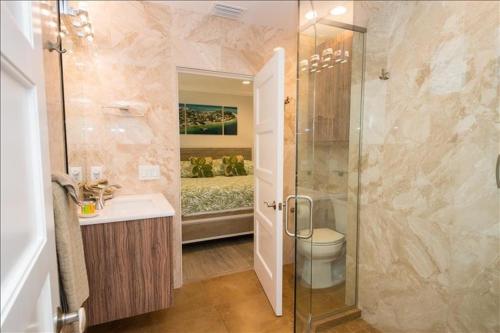 Phòng tắm tại The Rod and Reel Resort Grand Suite 6