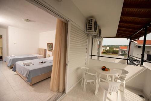 Gallery image of Estia hotel in Fourka