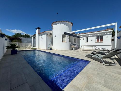 Villa private pool 3 bedrooms