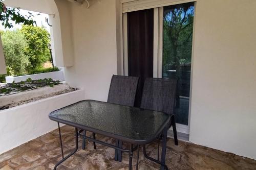 Balkoni atau teres di Makis House