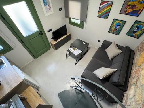 Art gray maisonette