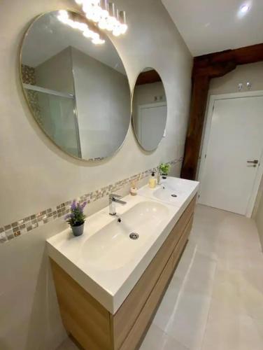 HabitacióN en apartamento con zonas comunes compartida HP