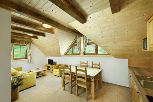 Posezení v ubytování Apartmány a Štúdiá Lúčky, SKI-IN SKI-OUT ,Chopok Jasná, Demänovská dolina