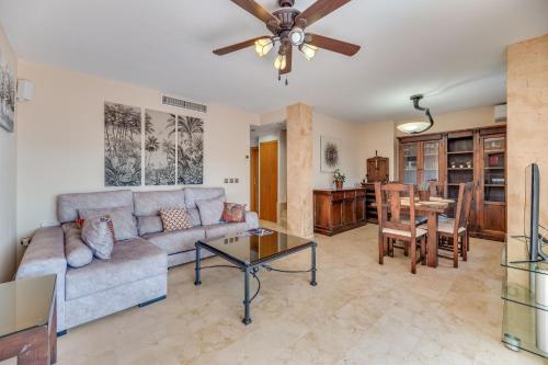 VB Quilla 3BR Duplex w Sea Views