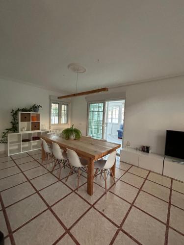 Villa con Piscina Privada en Torrevieja