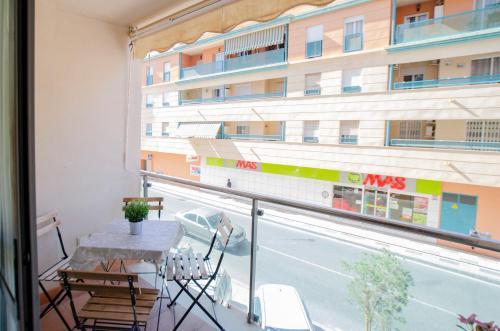 BARCO DE CHANQUETE NERJA HOME RENt MALAGA