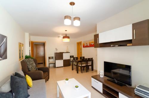 BARCO DE CHANQUETE NERJA HOME RENt MALAGA