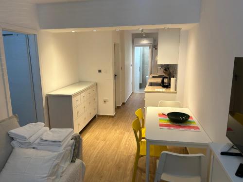 Kuchyň nebo kuchyňský kout v ubytování Apartman Port East