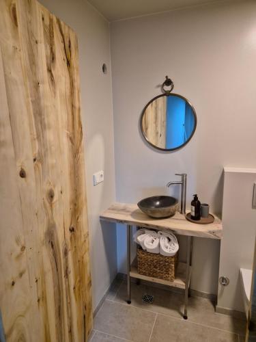 Foto da galeria de Móðir Jörð Organic Farm Guesthouse in Vallanes em Vallanes