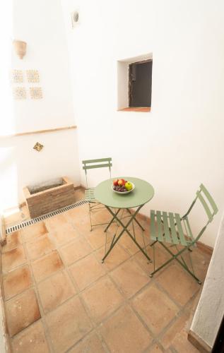 Posezení v ubytování Cozy Apartment Downtown