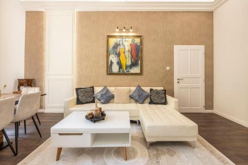 Classy Quentin Dream Home in the Heart of Budapest 1065 Budapest, Bajcsy-Zsilinszky út 21 kép - 3