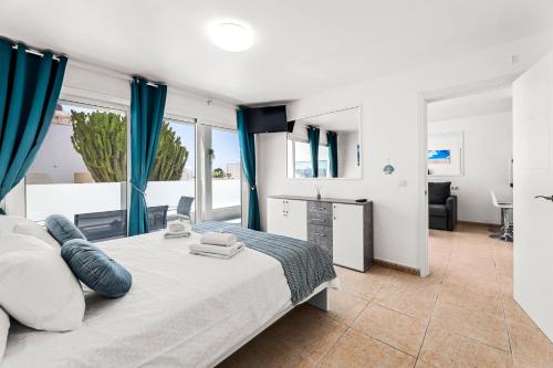 Home2Book Cute Alexia Puerto del Carmen, Terrace