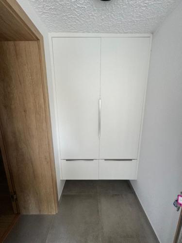 プリエヴィドザにあるApartmán Lesná 1, Bojniceのギャラリーの写真