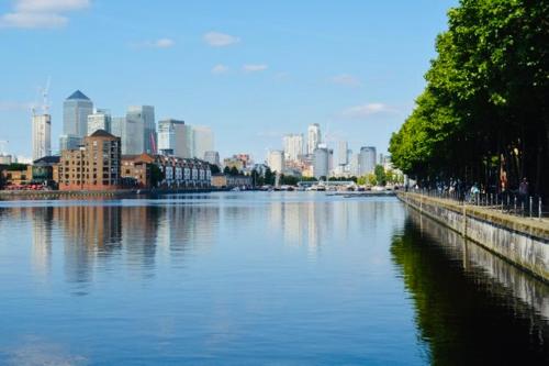 The Nook Londons Swanky Studio with FREE Parking photo 11
