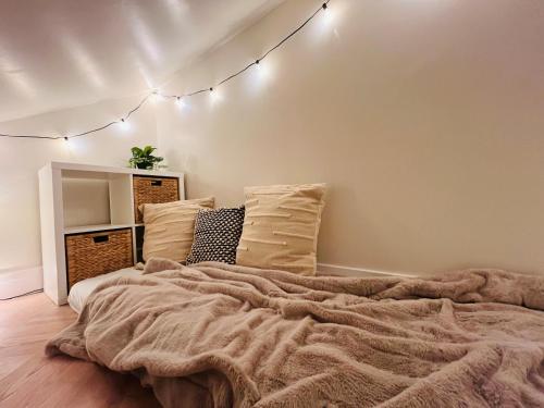 The Nook Londons Swanky Studio with FREE Parking photo 14