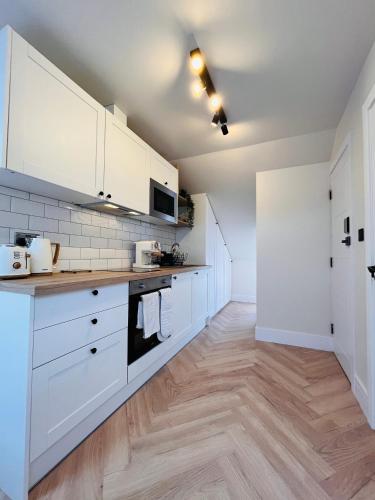 The Nook Londons Swanky Studio with FREE Parking photo 27