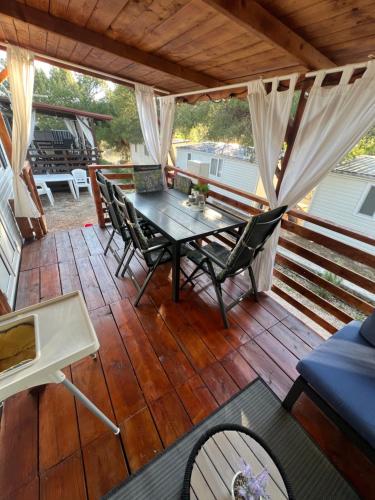 Gallery image of DM mobile home in Jezera