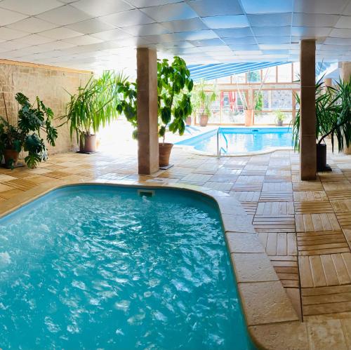 Studio 2 personnes avec Terrasse Literie-Serviettes-Ménage Fin de Séjour INCLUS