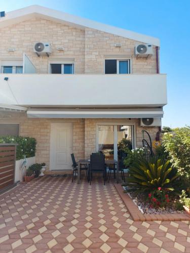 Matilda's House photo 3