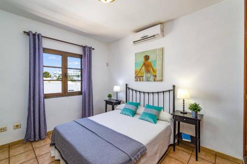 Postel nebo postele na pokoji v ubytování Villa Elena Sol by Villa Plus