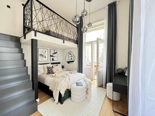 Rentero Modern High Ceiling Loft with Terrace Apartment, Prague