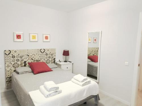 Postel nebo postele na pokoji v ubytování APARTAMENTO EN EL CENTRO DE CALAFELL