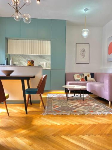 Fraňa by Ellements in old town with balcony