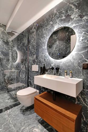 Luxury in the heart or Paris-Notre Dame