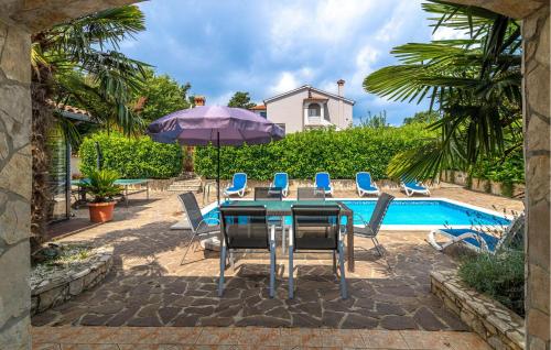 Fotografie z fotogalerie ubytování Holiday Home Labin Ladenci v destinaci Labin