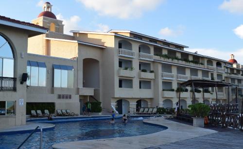 Imagen de la galería de Hacienda del Mar Resort Condominio 205, en Cancún