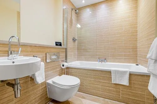Princes Street Suites photo 13