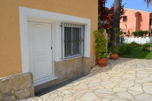 Chalet piscina privado,12 personasDenia