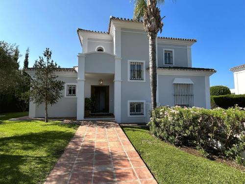 Villa Maisa Marbella by Málaga Planners