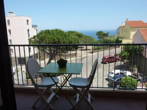 Appartement Climatisé avec Vue Mer et Montagne