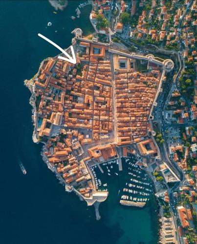 Dubrovnik sweet little corner apartment