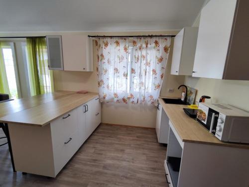 Billede fra billedgalleriet på Дом Дискавери семейный у моря! i Tjornomorsk