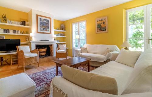 Photo de la galerie de l'établissement Beautiful Home In La Tour-Daigues, à La Tour-dʼAigues