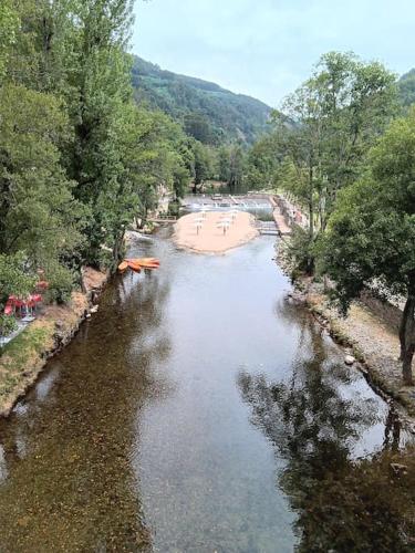 an aerial view of a river with a beach at O Cantinho de Góis in Góis
