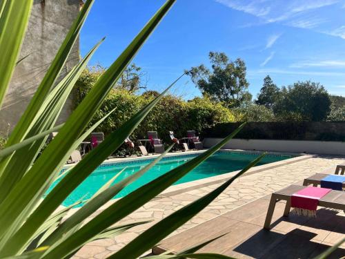 Le Grenier by Vintage Travel