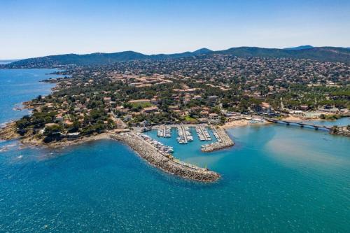 Studio en bord de mer 200M