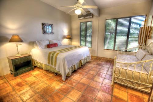 Hacienda Tamarindoにあるベッド