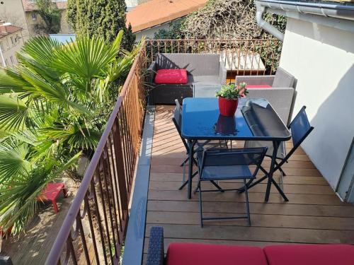 Appart climatisé Terrasse Vue sur Lyon et les quais de Saône photo 14