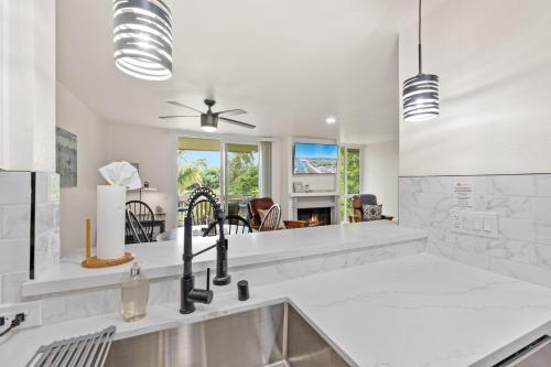 Billede fra billedgalleriet på G6 - Answered Prayers Cottage i Oceanside