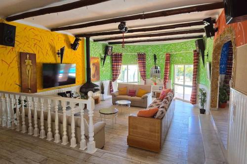 Villa Ania - Private Villa with pool&Jacuzzi, 16 to 40 pax