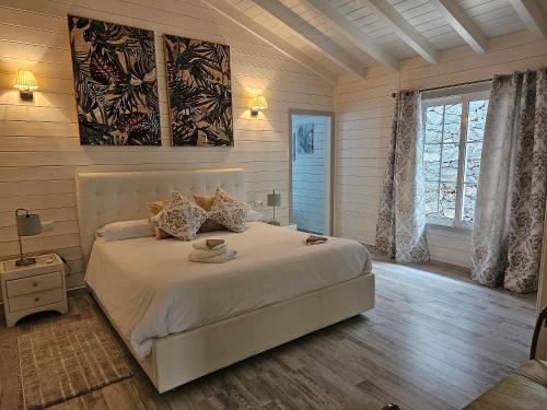 Giường trong phòng chung tại Villa la Paz by Villas Vista Gomera