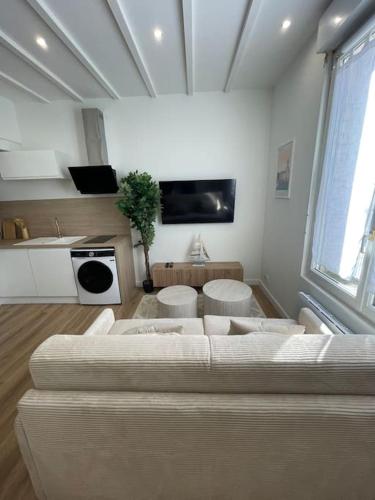 L'ancre Rochelaise Proche marché et vieux Port