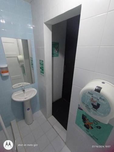 Bagno di 82Hostel