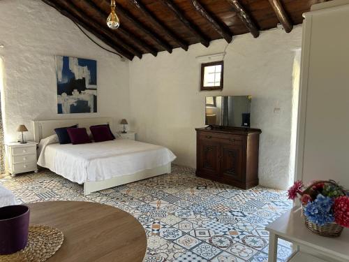 Finca Santa Teresa, Casa Granada
