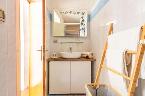 Kuchyň nebo kuchyňský kout v ubytování Casa Sabre by BarbarHouse