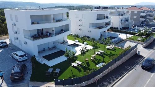 Apartments Twins with private pool